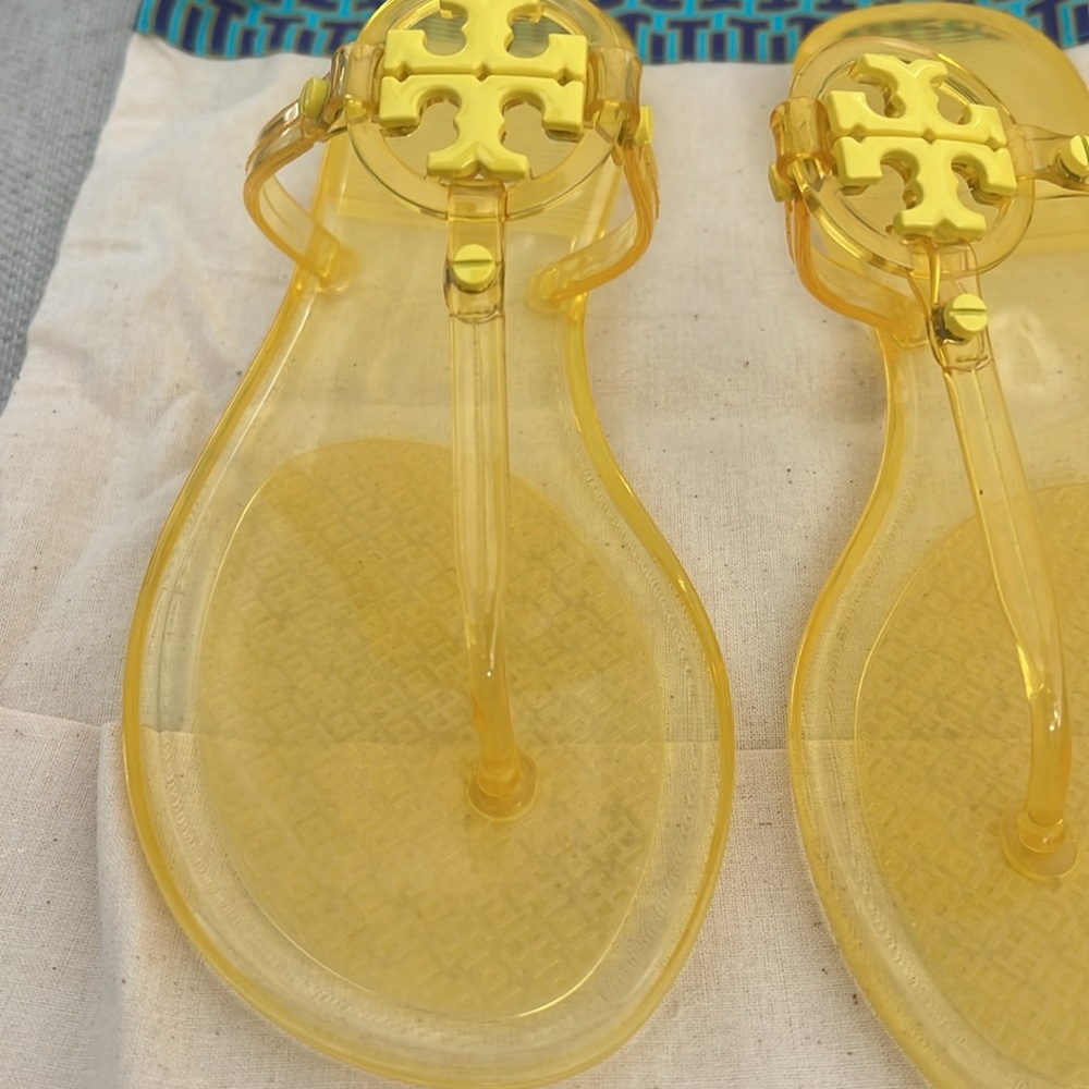 TORY BURCH Mini Miller Jelly Flip Flops Yellow size 7 - Picture 6 of 7